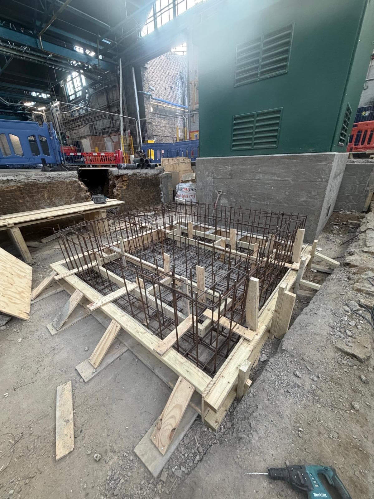 Bow basement construction, site photograph 2